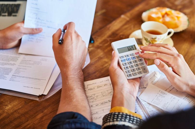 Tax Services For Expats In 2025: Your Complete Guide To Stress-Free Global Tax Management